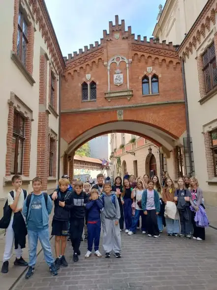 Uczniowie ze Świętochłowic odkrywali Kraków – wycieczka pełna historii i legend